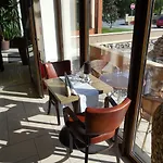 Hotel Galanta 4*