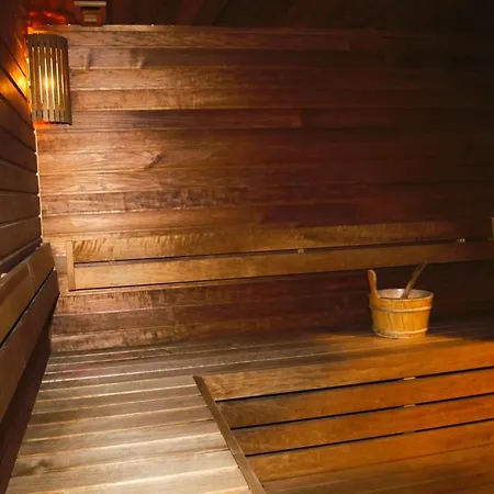 Otel Hotel Galanta 4*