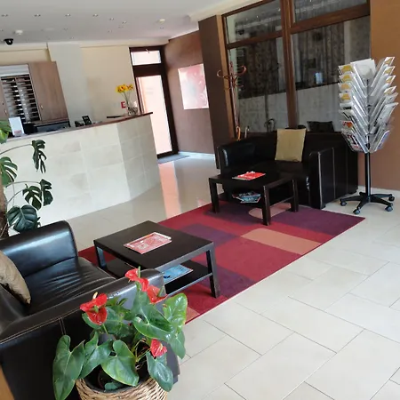 Hotel Galanta Galanta