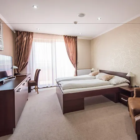 Hotell Hotel Galanta Galanta