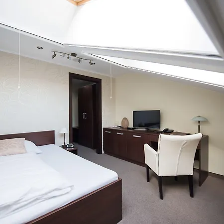Hotel Galanta Hotel 4*