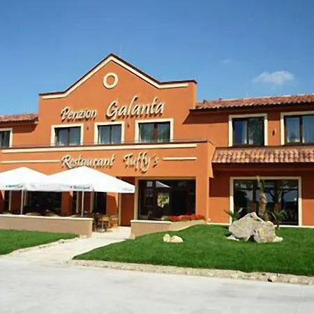 Hotell Hotel Galanta 4*
