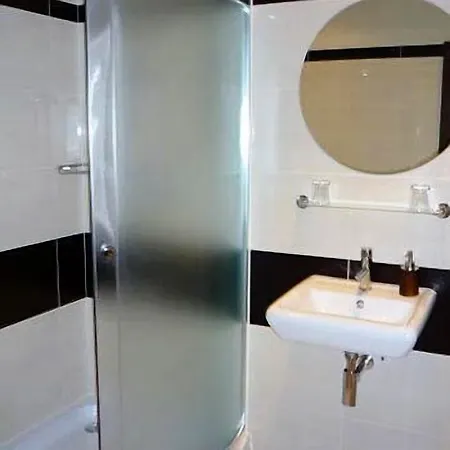 Hotel Galanta ホテル 4*